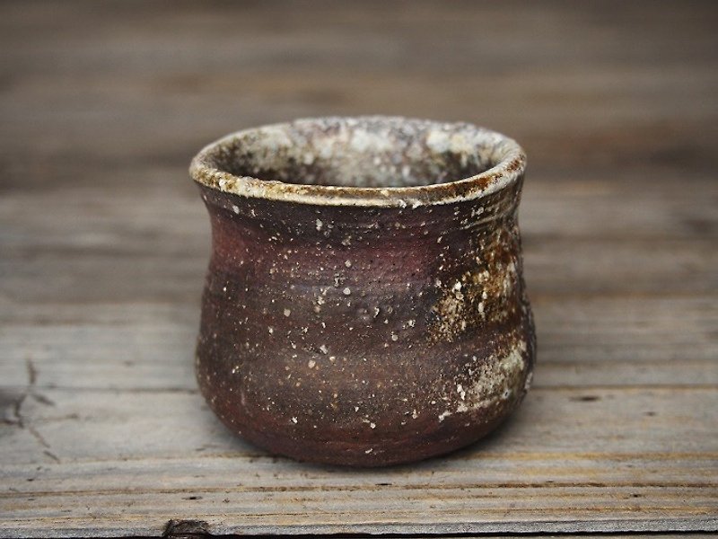 日本岡山備前 陶器 小酒杯（窯變） g3-008 - 花瓶/花器 - 其他材質 咖啡色