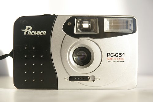 Russian photo Premier PC-651 point&shoot compact film camera 35mm fully working strap