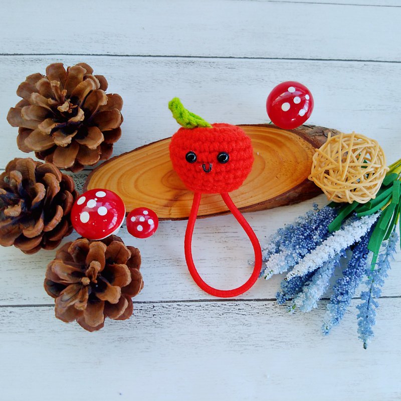 Smile Apple Hand Crocheted Yarn Hair Tie Hair Bundle Hair Accessories - เครื่องประดับผม - ผ้าฝ้าย/ผ้าลินิน สีแดง