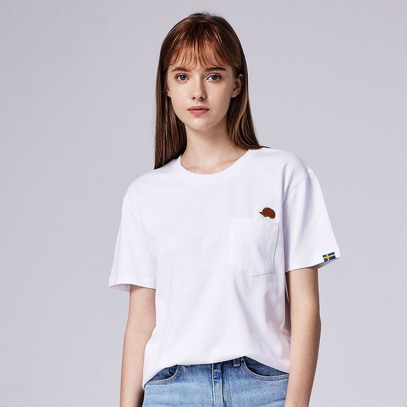 ポケットに綿100％のショートTミニマリストホワイト（ホワイト）を立体的にプリントした小さなハリネズミ - Tシャツ - コットン・麻 