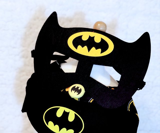 All Black Batman. Batman-shaped pet scarf/necklace with eye patch - Shop  uniquehandmadehk Clothing & Accessories - Pinkoi