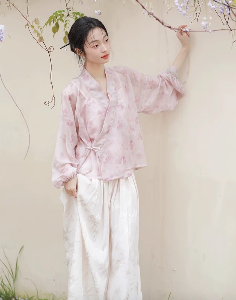 滿庭芳 新中式復古輕薄外套 高腰裙褲 背心套裝 - 女上衣/長袖上衣 - 其他材質 粉紅色