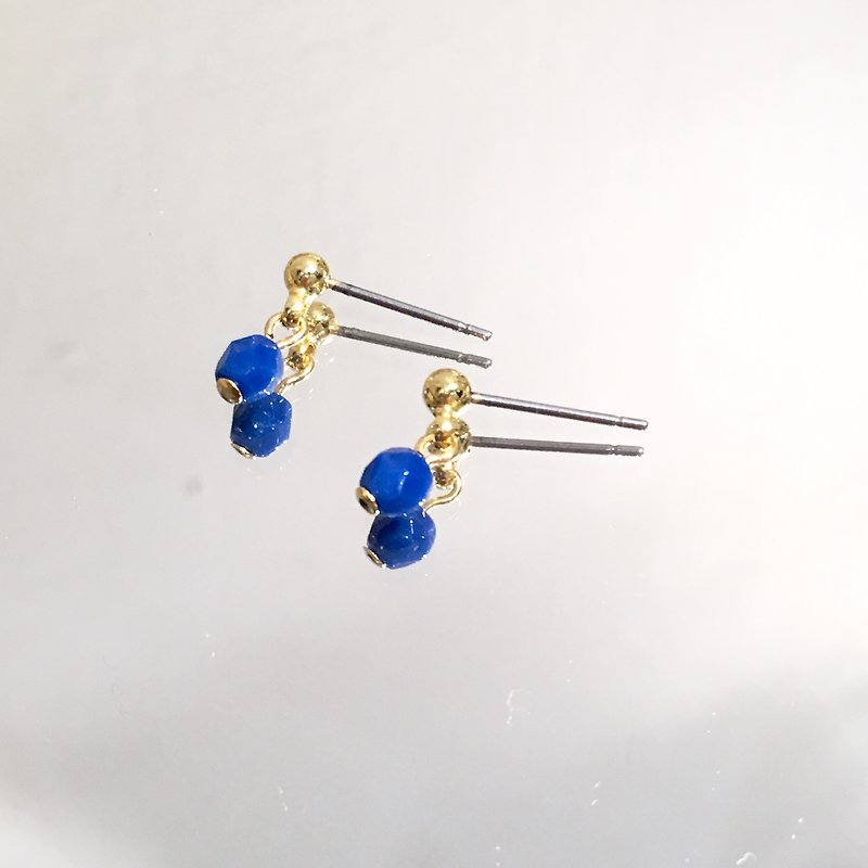 Blue Sea Needle/Clip Earrings - ต่างหู - กระจกลาย สีน้ำเงิน