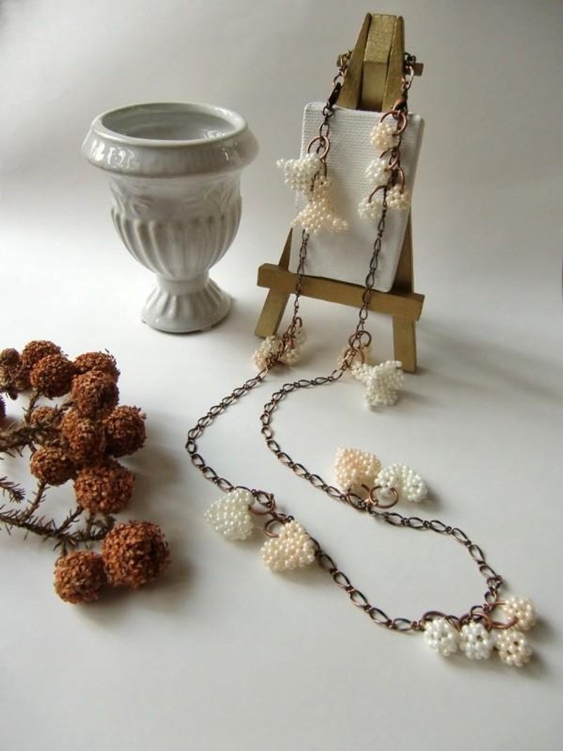 Cotton lace necklace flower flower heart nut delicate cute natural color beige cream nostalgic retro vintage style 2way copper antique - Necklaces - Glass Brown