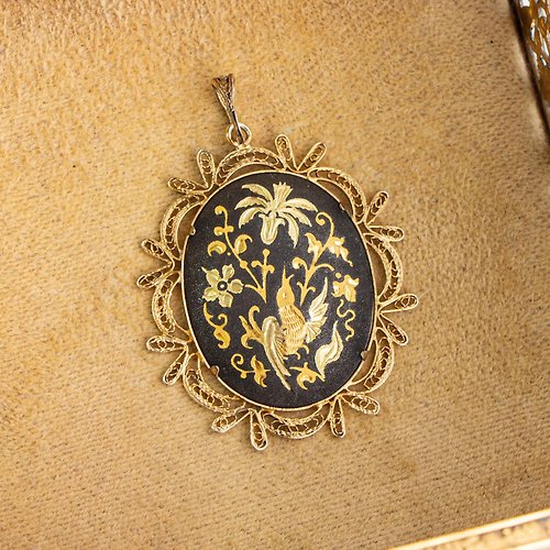 古飾案內所 西班牙古董 大馬士革 24K金屬鑲嵌工藝 花鳥圖騰掐絲飾邊橢圓墜子