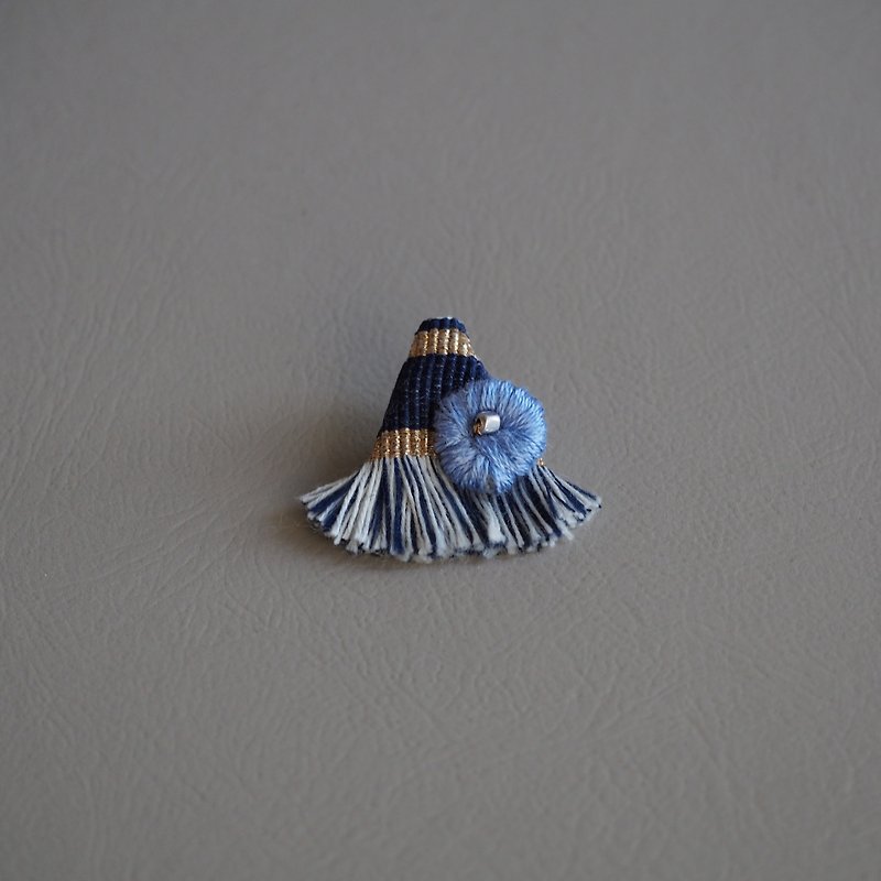 blue sky mountain Clip-On - Earrings & Clip-ons - Cotton & Hemp Blue