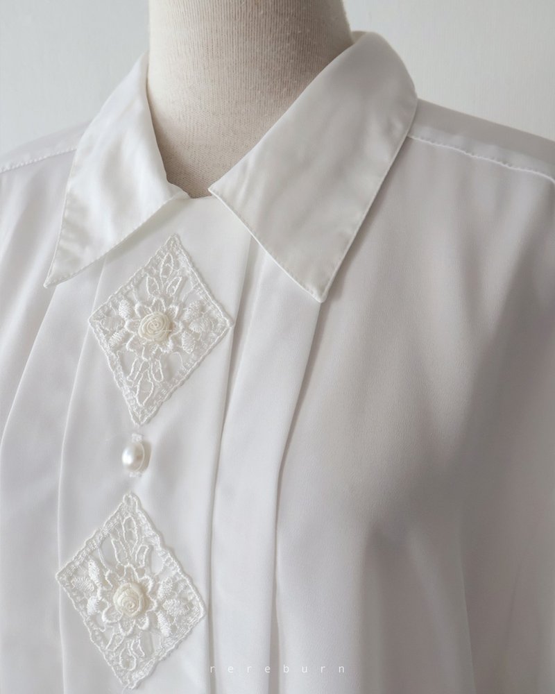復古花朵刺繡寬鬆歐美版型長袖米白色古著襯衫 - 女襯衫 - 聚酯纖維 白色
