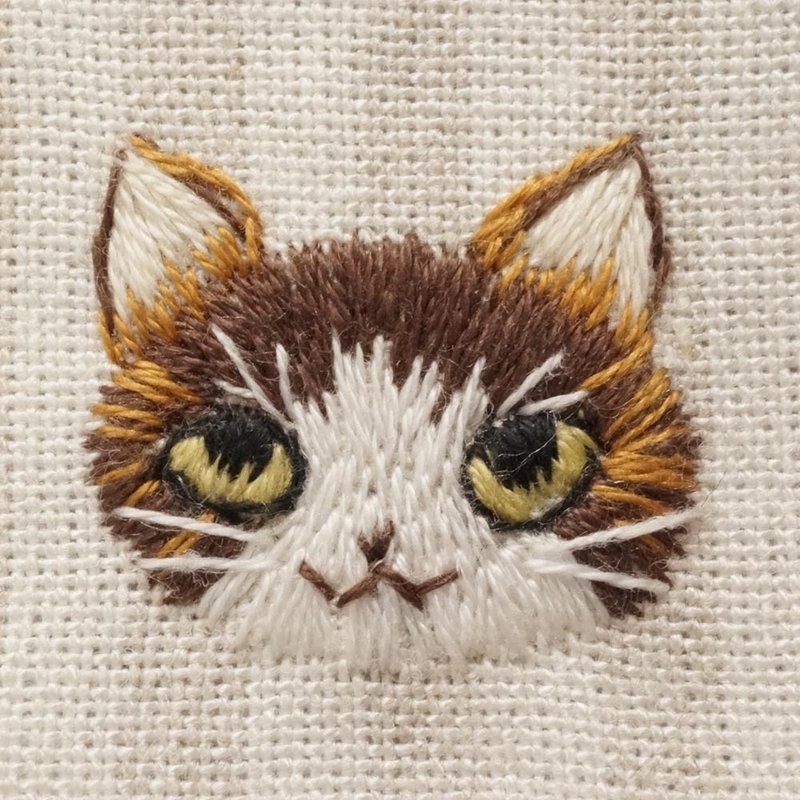 高級手工刺繡-貓臉歲月小環保筷套(收納袋) - 其他 - 棉．麻 