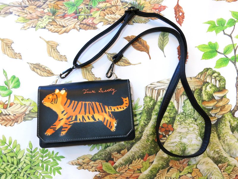 Autumn Tiger Crossbody Bag/Side Backpack - Messenger Bags & Sling Bags - Plastic Black