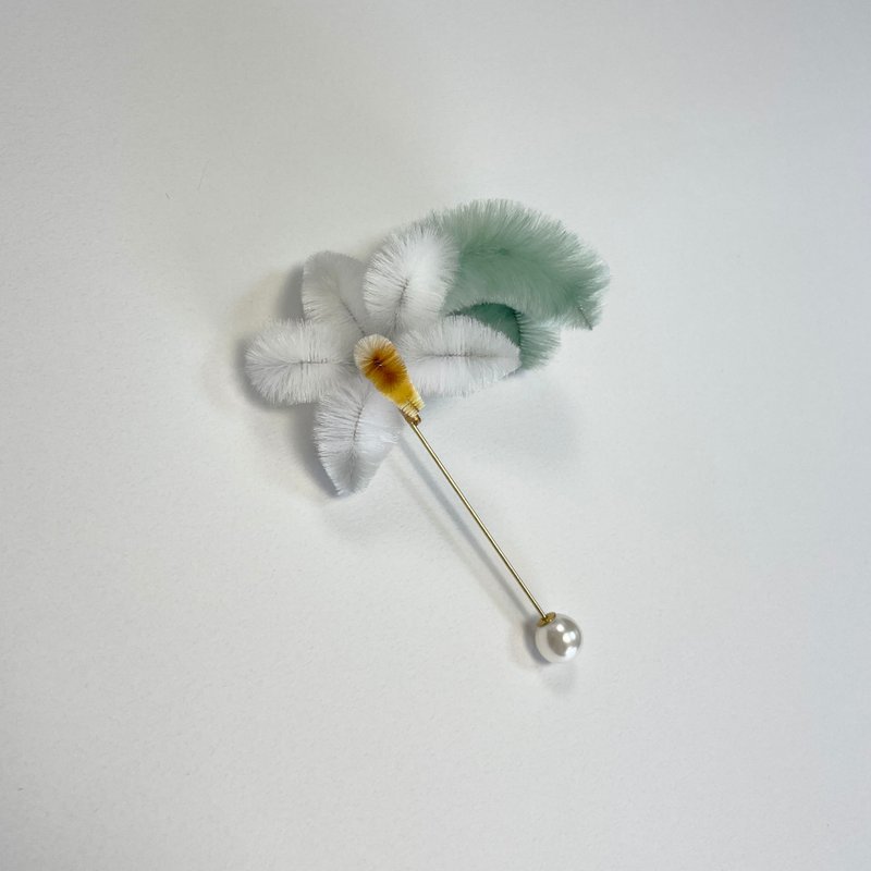 蝴蝶蘭胸針　絨花　DIY　工藝體驗箱 - 其他 - 其他人造纖維 白色