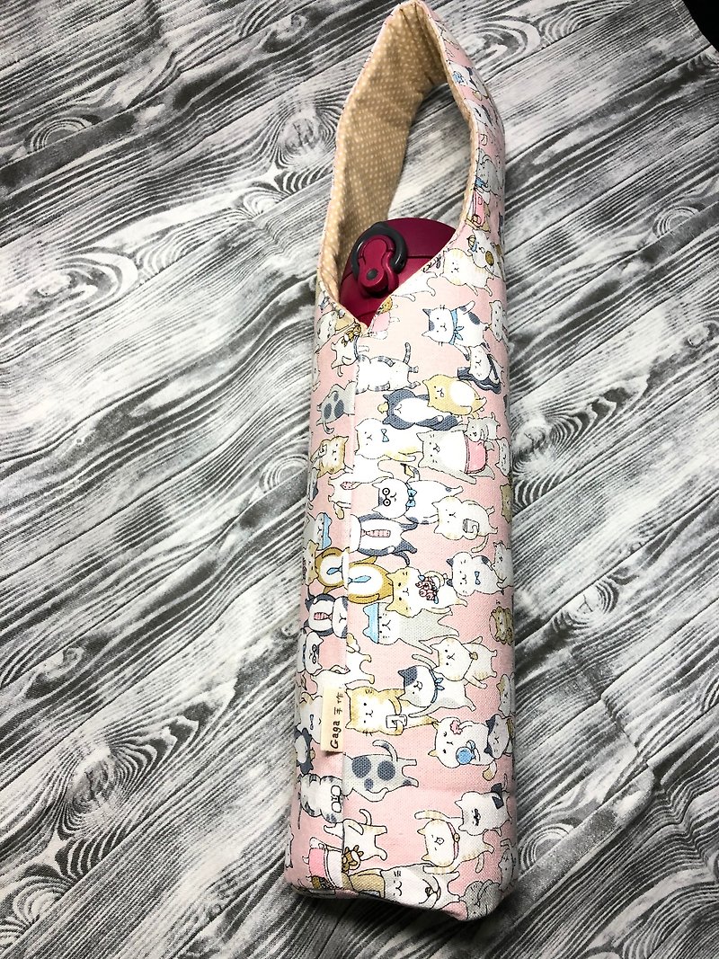 Gaga Handmade-Pink Cat World Water Bottle Bag - ถุงใส่กระติกนำ้ - ผ้าฝ้าย/ผ้าลินิน 