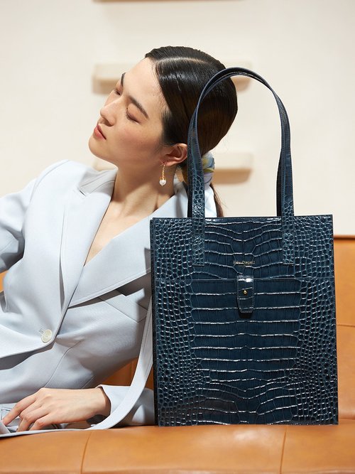 1スタ クロコダイル イタリア製 ハンドバッグ ブルー シャイニングクロコ センター取り ベルトデザイン ゴールド金具 M45 クロコダイル トートバッグ CALON - ROYAL BLUE⁄ロイヤルブルー \u2013 Le\u0027sac