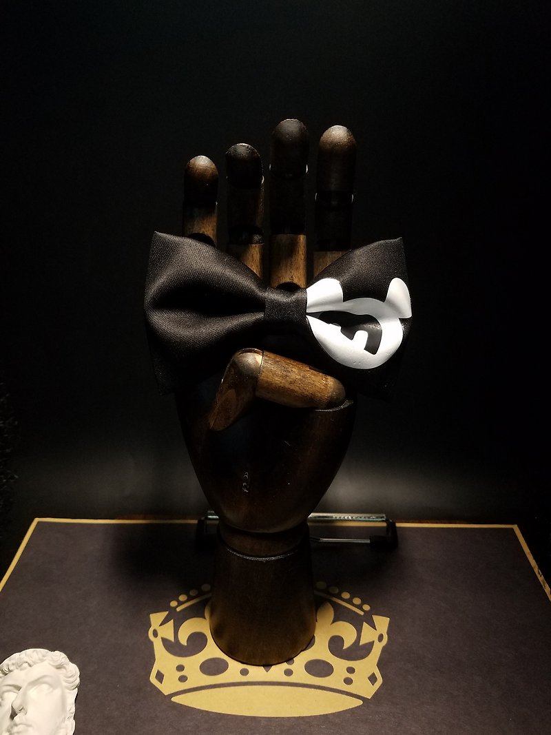 Black print Mickey m bow tie flower, British fashion bow - Bow Ties & Ascots - Polyester Black