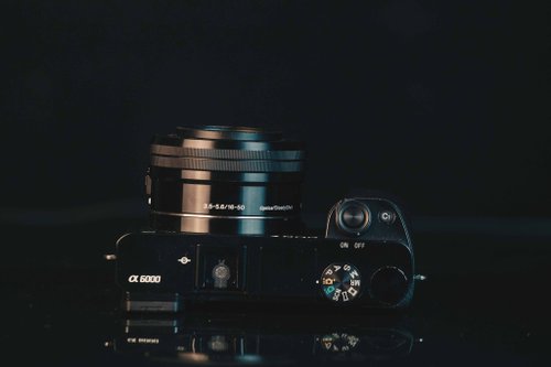 SONY α6000 ミラーレス一眼カメラ E 16-50 OSS Amazon | SONY ミラーレス一眼 α6000 ダブルズームレンズキット