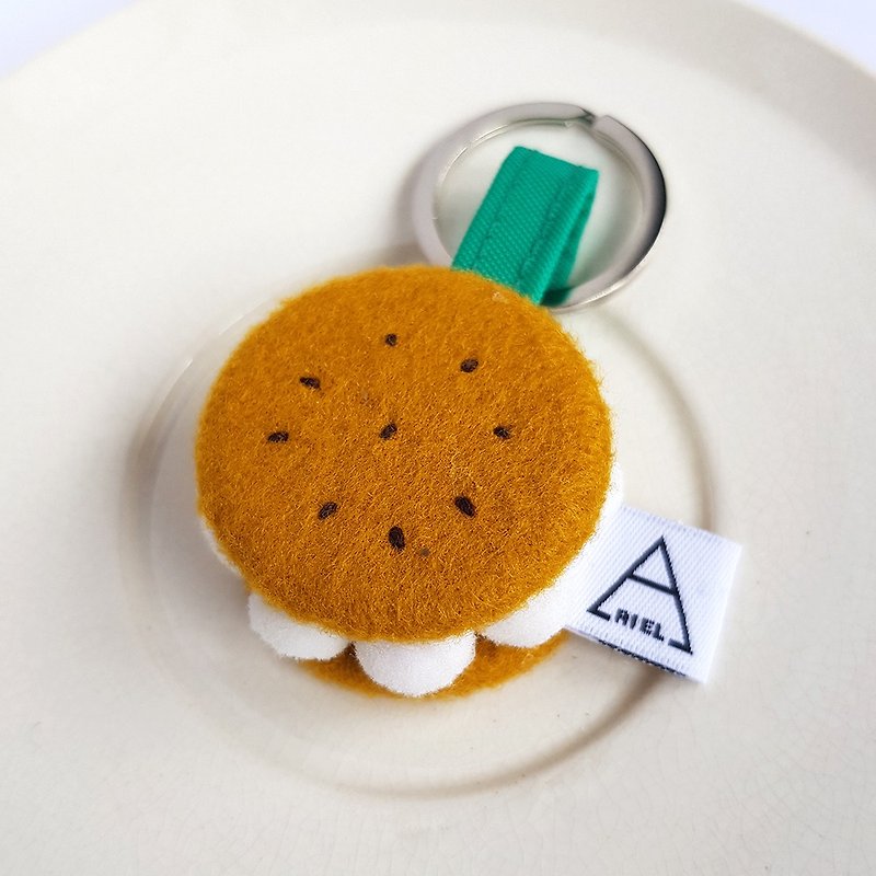 Sandwich Biscuit Key Ring【Gift/Gift】 - Keychains - Other Materials Multicolor