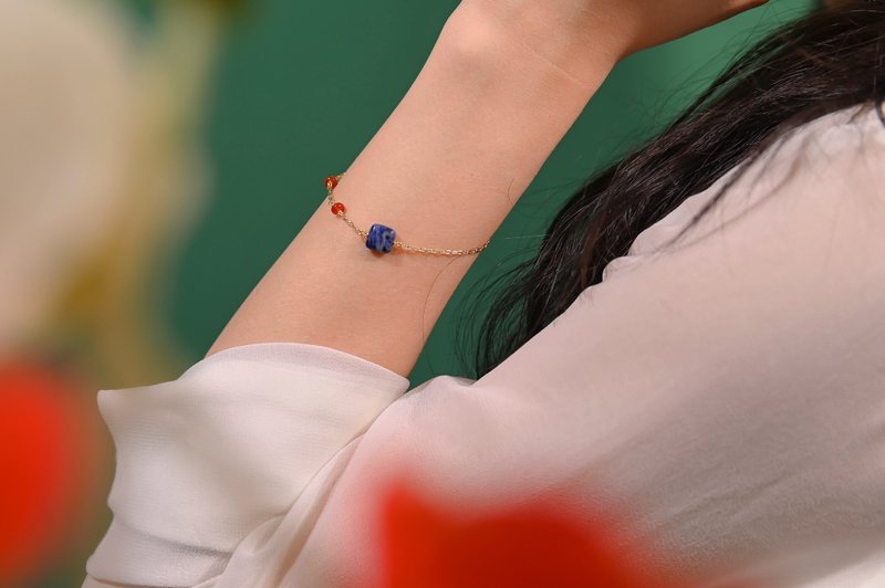 Sodalite Asymmetrical Bracelet / Sodalite Carnelian / JIEGEM - Bracelets - Semi-Precious Stones Blue