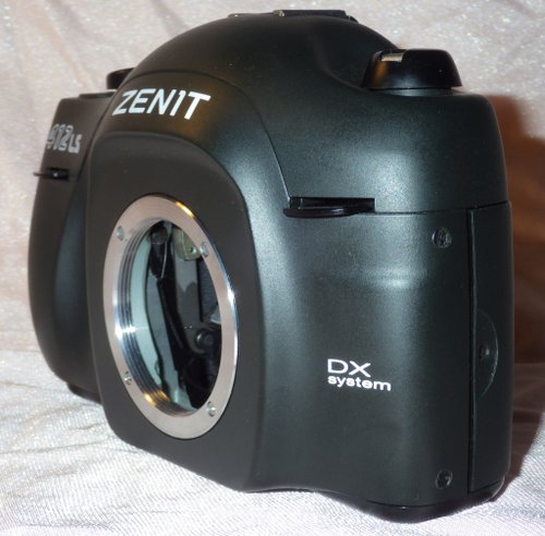 「動作品」ZENIT-B 一眼レフ 35mmフィルムカメラ 500x0.jpg