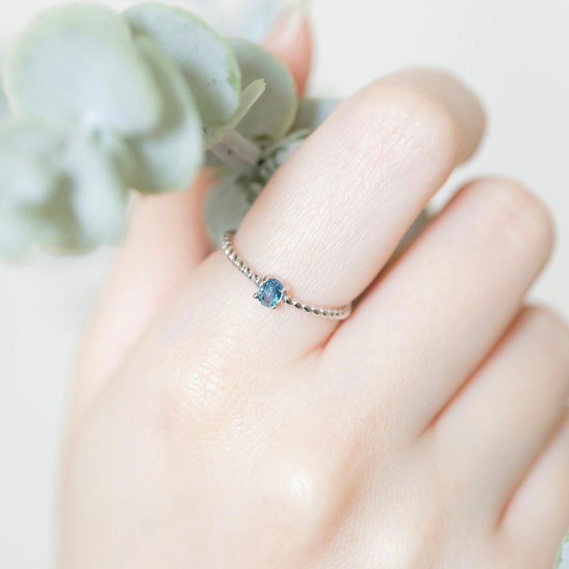倫敦藍托帕石925純銀橢圓麻花設計戒指 可調式戒指 - 戒指 - 寶石 藍色