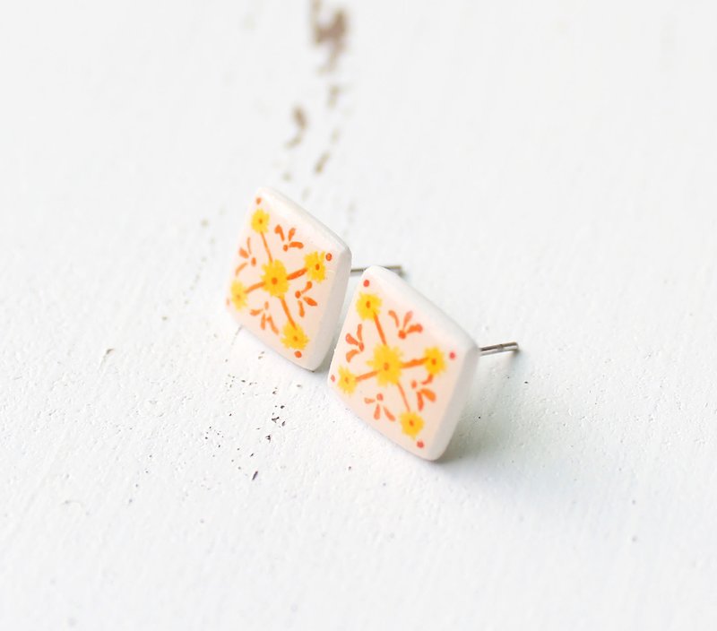 Small yellow flower plaid earrings / geometric / square / Christmas - ต่างหู - ดินเหนียว สีเหลือง