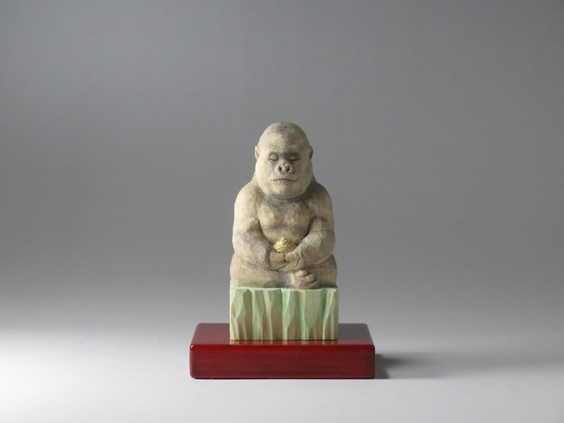 Wood carving gorilla Buddha 2303 - ของวางตกแต่ง - ไม้ สีเงิน