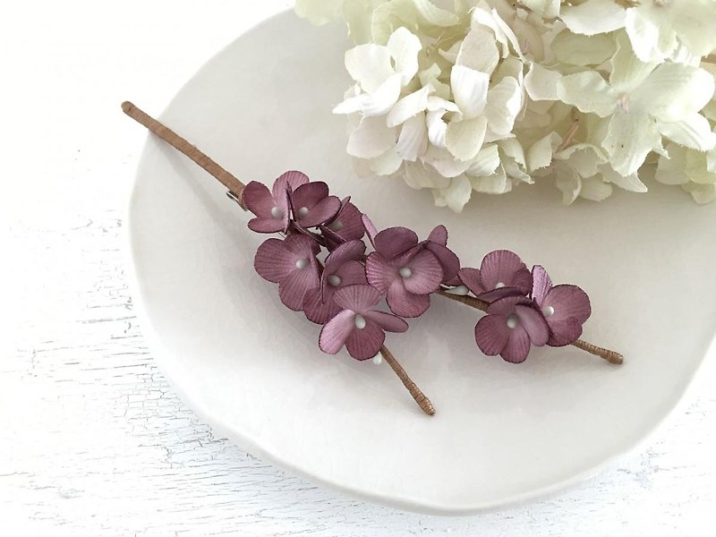 Twig brooch. -Antique purple- - ブローチ - コットン・麻 パープル