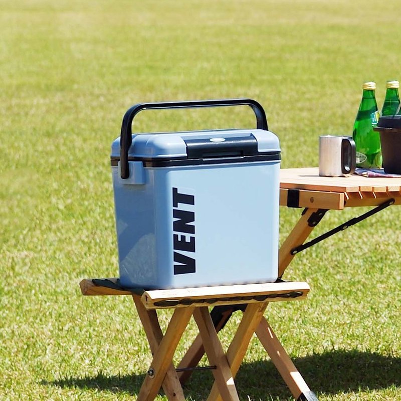 Japan squ+ VENT Made in Japan Portable Cooler Box - 7.6L - Multiple Colors Available - Camping Gear - พลาสติก สีน้ำเงิน