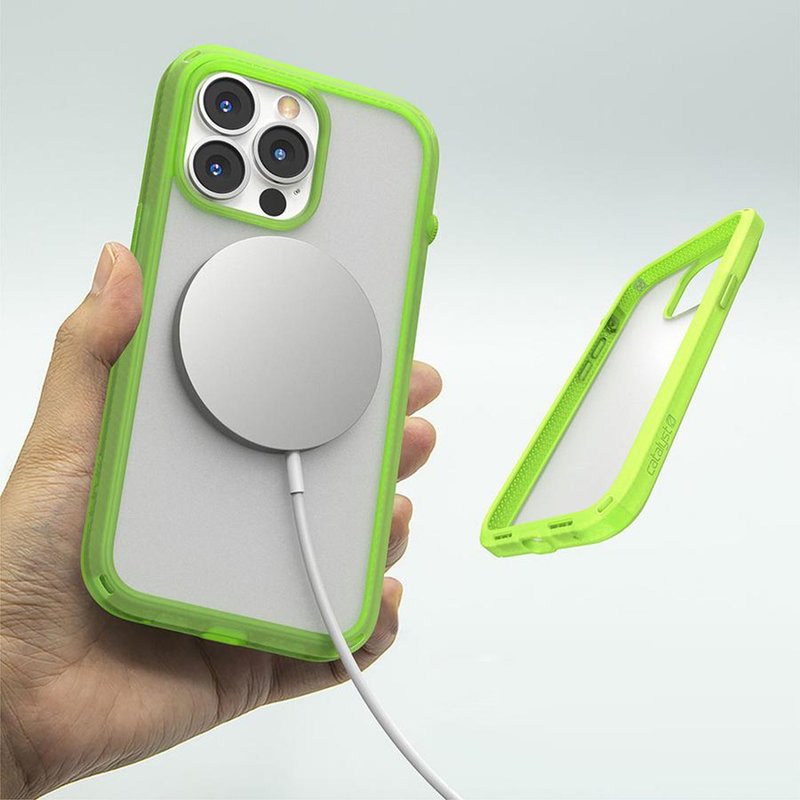 CATALYST iPhone13 Pro (6.1) Shock Resistant Protective Case - Luminous Green - เคส/ซองมือถือ - เส้นใยสังเคราะห์ หลากหลายสี