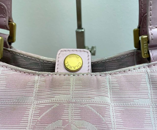 Chanel Travel Pink Nylon Leather Tote - Shop cnjpvintage Handbags