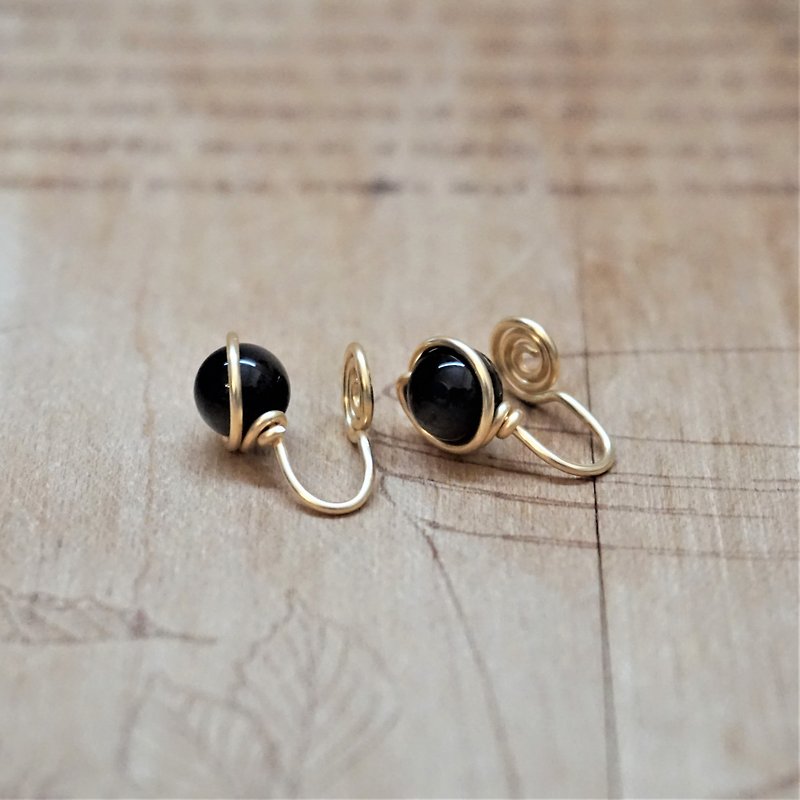 ll 6mm black agate ll gold wire frame ear pin Clip-On/ a pair - Earrings & Clip-ons - Semi-Precious Stones Black