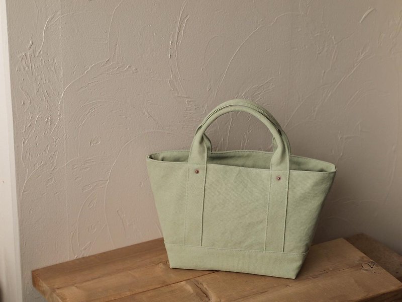 With lid only Tote M (wash green) - กระเป๋าถือ - ผ้าฝ้าย/ผ้าลินิน 