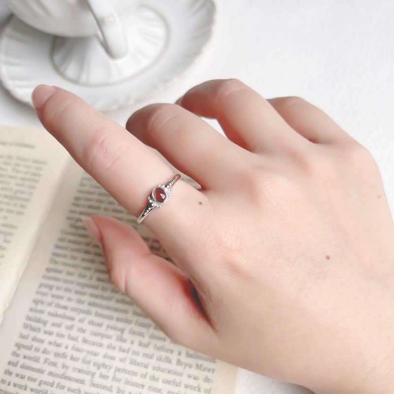 Citrine 925 Sterling Silver Oval Classical Style Ring Adjustable Ring - แหวนทั่วไป - คริสตัล สีเงิน