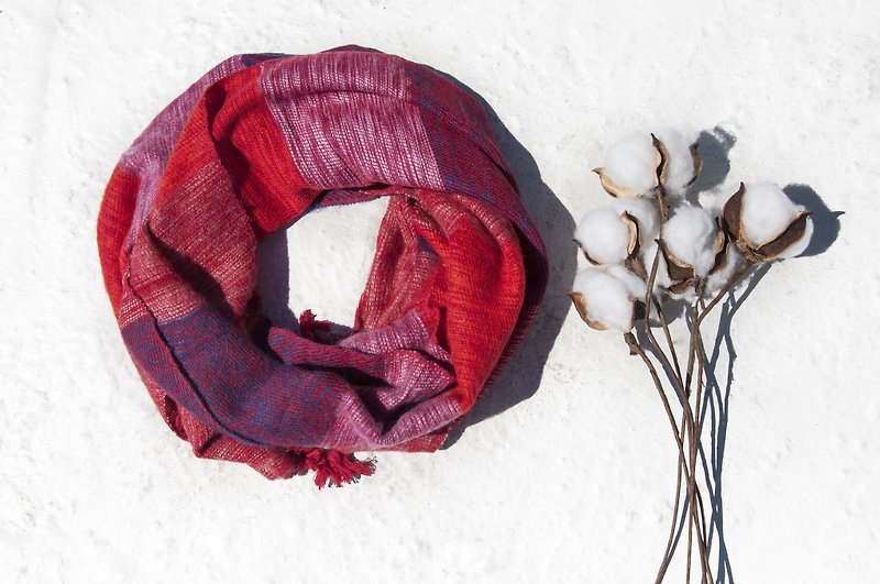 聖誕禮物純羊毛絲巾/手工針織圍巾/編織圍巾/純羊毛圍巾-草莓葡萄 - 絲巾 - 羊毛 多色