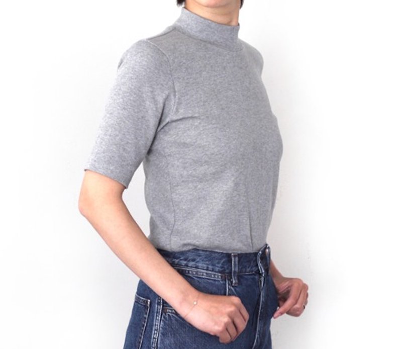 形にこだわった 大人のハイネック4分袖Tシャツ【サイズ・色展開有り】 - 女上衣/長袖上衣 - 棉．麻 