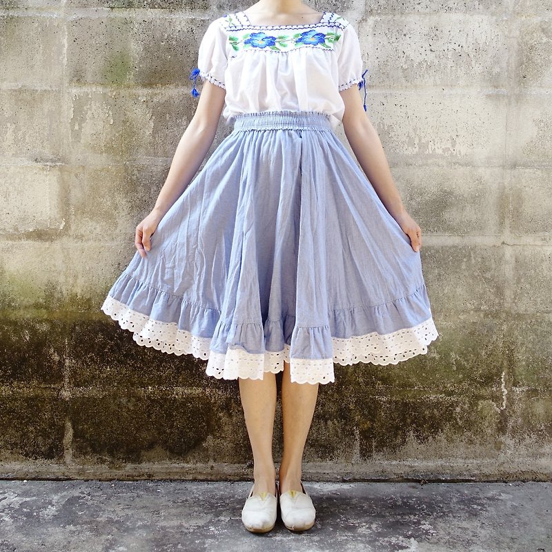 BajuTua / ancient / American country wind light pink blue lace Peng Peng skirt - Skirts - Polyester Blue