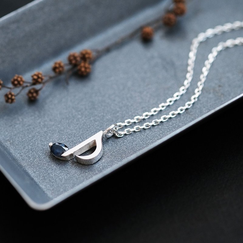 Eighth note sapphire necklace Silver 925 - สร้อยคอ - โลหะ สีน้ำเงิน
