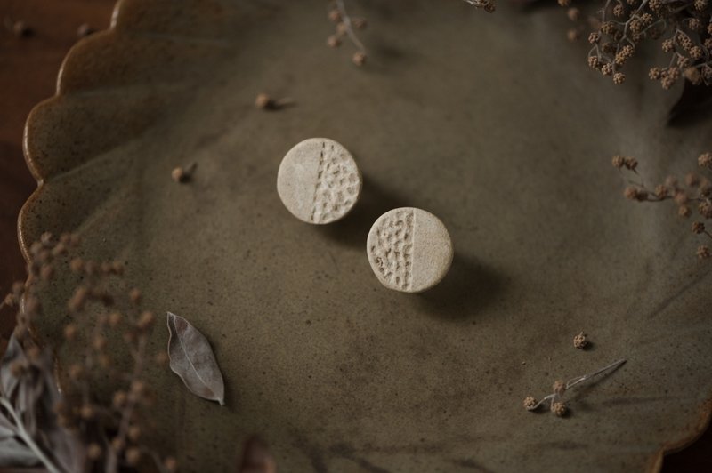 Tao│Pottery Series-Round Rice - Earrings & Clip-ons - Pottery Khaki