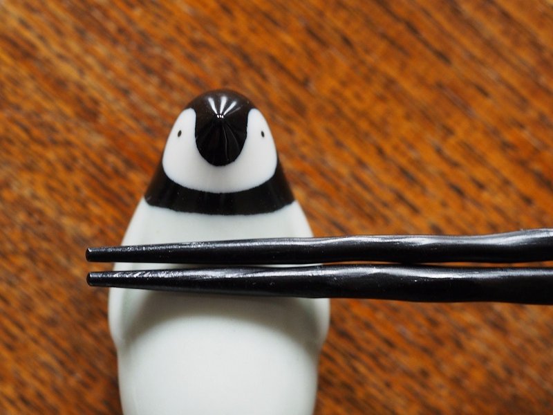 ペンギンの銀さん 箸置き - 筷子/筷架 - 陶 灰色