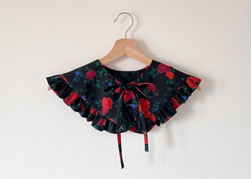 little rose collar piece - Bow Ties & Ascots - Polyester Black