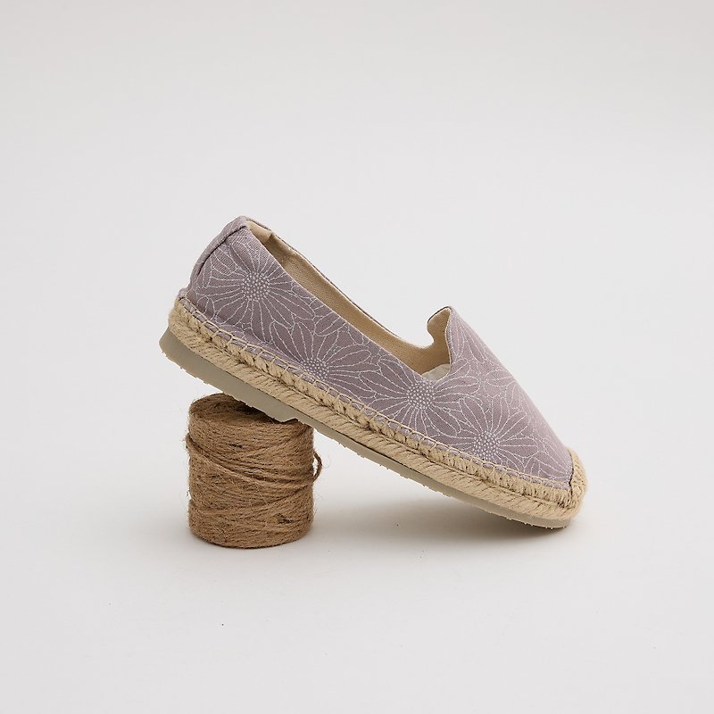 |  日本の布・MIT手工 | 好穿不磨腳 / 小雛菊紫 印花系列草編鞋 - 女款休閒鞋 - 棉．麻 紫色
