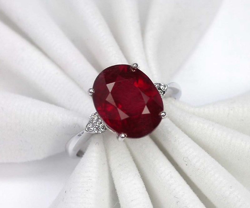 10 x 8 mm. 5.25 ct. Natural ruby ring silver sterling size 7.0 free resize - General Rings - Sterling Silver Red