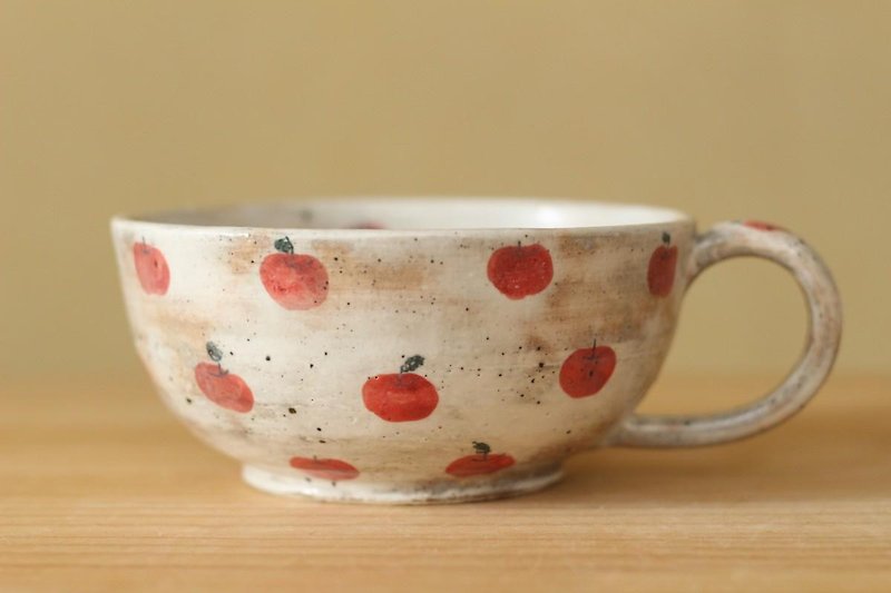 Soup cup full of floured apples. - Mugs - Pottery 