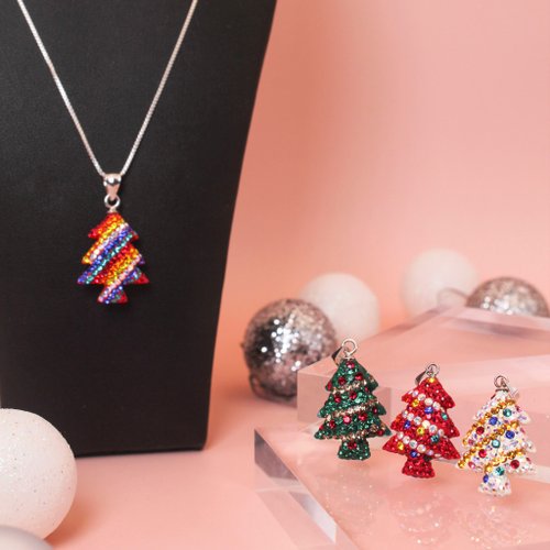 CHANEL クリスマスツリー ネックレス CHANELクリスマスコフレ&クリスマスツリーのオーナメント | Lucy