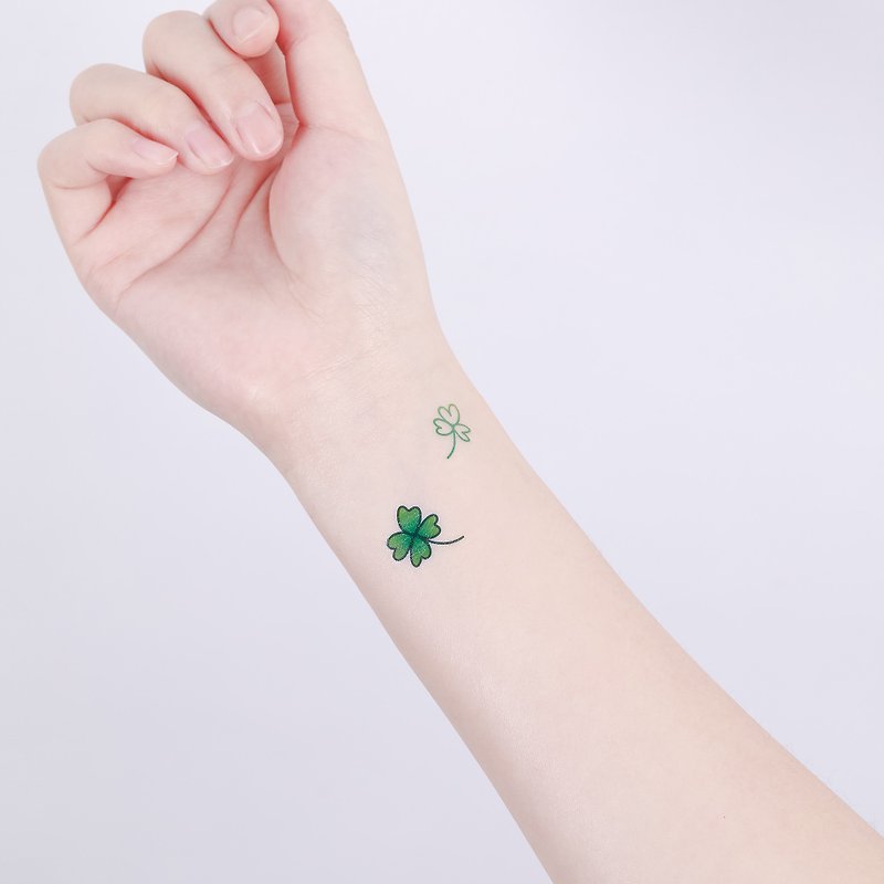 Surprise Tattoos / Lucky Clover Temporary Tattoo - สติ๊กเกอร์แทททู - วัสดุอื่นๆ สีเขียว