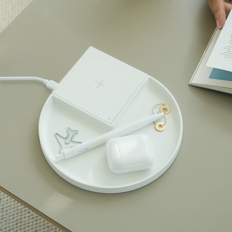 MOA Wireless Charger- Snow White - Chargers & Cables - Rubber White