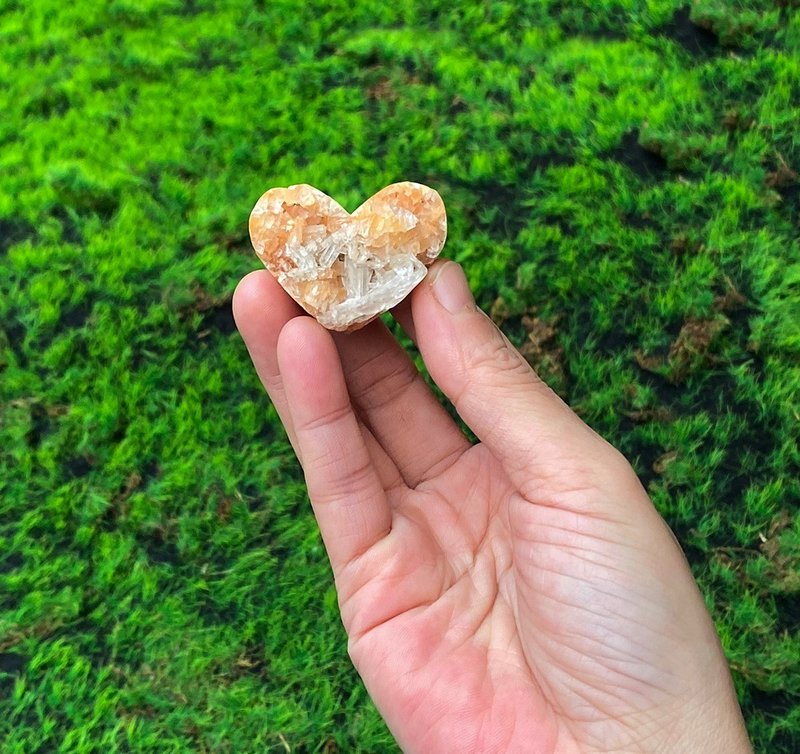 能量擺飾-天然浪漫沸石愛心能量原礦 吸收負能量 維持能量 - 擺飾/家飾品 - 水晶 多色