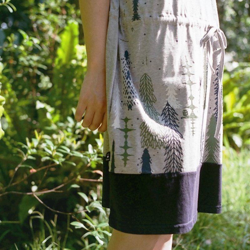 ：URB [山]セミ波巾着ポケットのドレス。 - ワンピース - コットン・麻 グレー
