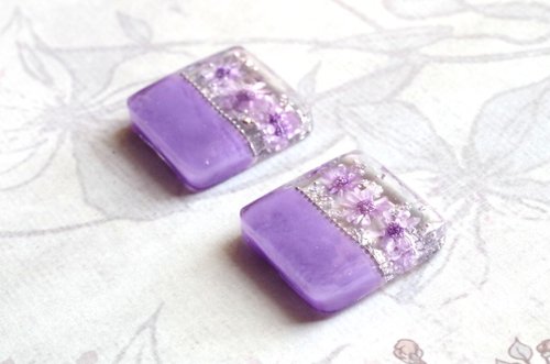 ピアス　オレンジ　レジン　かすみ草　ハート　パールチャーム　ビジュー　紫　春 ピアス オレンジ レジン かすみ草 ハート パールチャーム ビジュー 紫 春