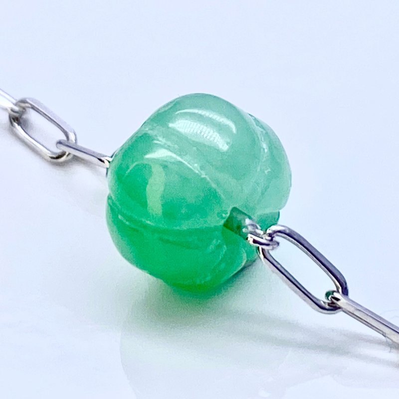 Circle of Destiny - Icy green pumpkin jadeite bead bracelet in18K white gold - สร้อยข้อมือ - เครื่องเพชรพลอย 