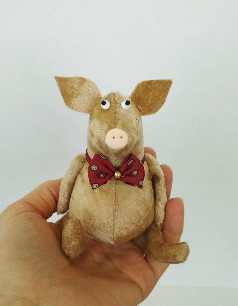 Toy Pig, stuffed toy, Funny Pig, Small Plush toy, cute piggy - Stuffed Dolls & Figurines - Other Man-Made Fibers Gold