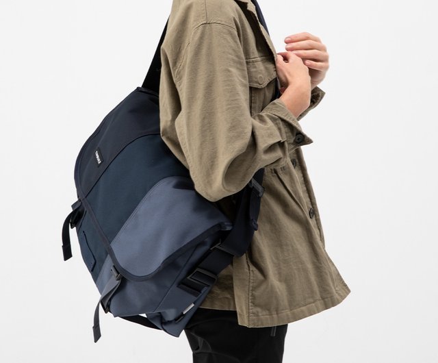 TIMBUK2 CLASSIC MESSENGER クラシックメッセンジャーバッグ Mグレーブラック配色 - ショップ timbuk2-tw  ショルダーバッグ - Pinkoi